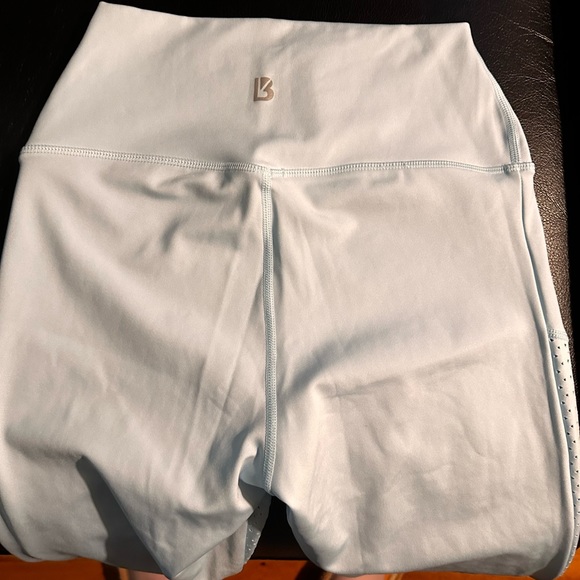 Buffbunny Allure Laser Cut 7/8 Leggings - Picture 7 of 8